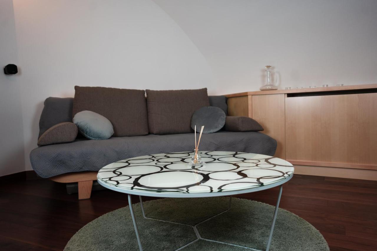 Trziste Apartamento